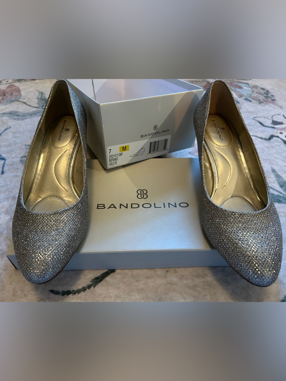 Bandolino Silver Glitter Low Heel Pumps - Picture 5 of 13